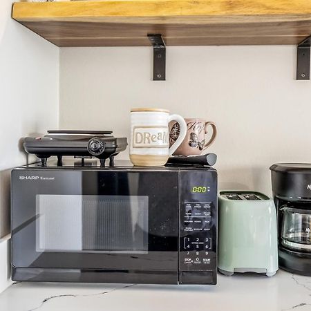 Bright & Cozy Condo Unit With Balcony! Honolulu Extérieur photo